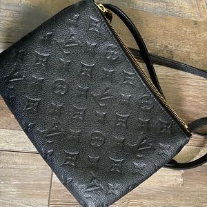 Black Louis Vuitton Crossbody